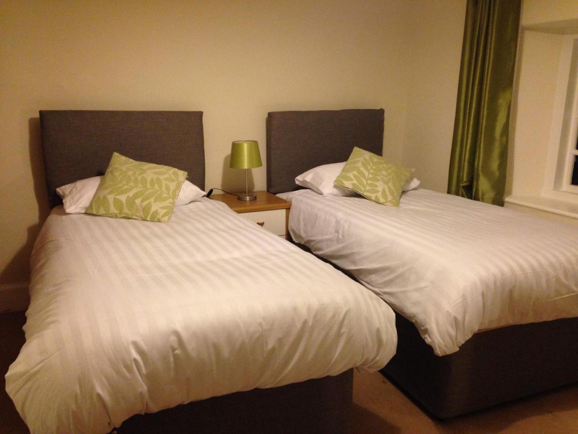 Blue Lion Inn Lewdown Εξωτερικό φωτογραφία